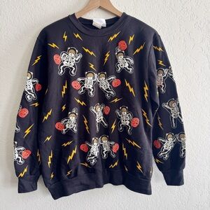 Black Astronaut Skeleton Print Women's Sweater